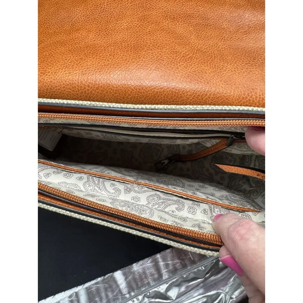 Simply Noelle Crossbody Hand Bag Purse Tan Zipper Front Pocket Old Money Preppy - Picture 5 of 14